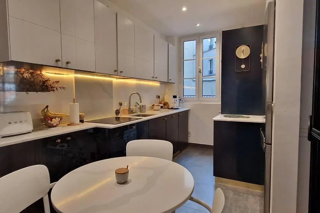 Magnifique Appartement De Charme Au Coeur De Paryż
