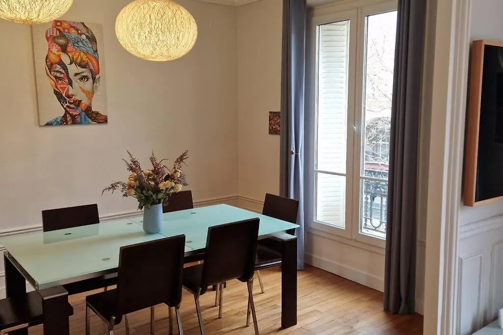 Apartment Magnifique Appartement De Charme Au Coeur De Paris France